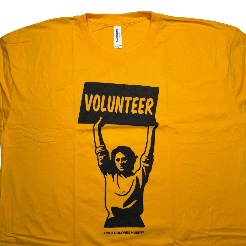 2000s Dolores Huerta volunteer Mexican shirt